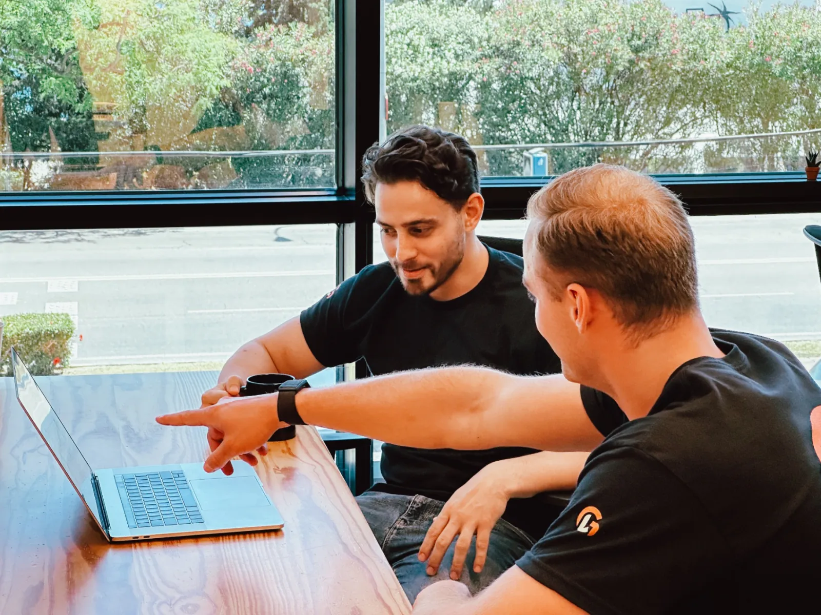 Strategiesessie in het Gigaleads-kantoor